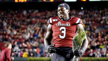 Javon Kinlaw officially signed his rookie contract with the 49ers.