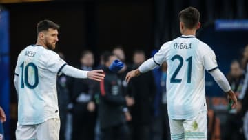 Leo Messi y Paulo Dybala, compañeros con Argentina