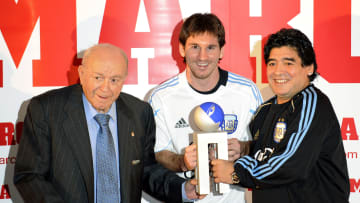 Argentinian football player Lionel Messi - Di Stéfano, Messi y Maradona, los tres mejores futbolistas argentinos de la historia.