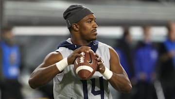 The Eagles signed Arizona Wildcats quarterback Khalil Tate... as a wide receiver.