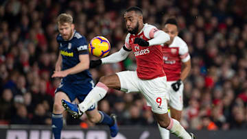 Arsenal FC v Fulham FC - Premier League