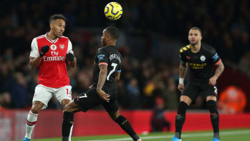 Sterling, Aubameyang y Walker