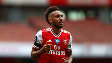 Pierre-Emerick Aubameyang mencetak dua gol saat Arsenal menang 4-0 kontra Norwich City