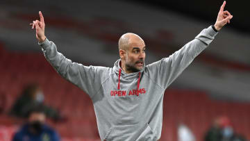 Guardiola lució una sudadera de Open Arms