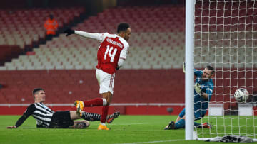 Após encontro na Copa da Inglaterra, Arsenal e Newcastle se enfrentam pela Premier League. 