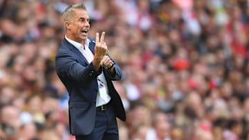 Sylvinho é o novo técnico do Corinthians