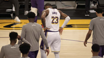 LeBron James nuevamente se ausentará con Los Angeles Lakers y se prenden las alarmas