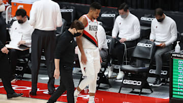 CJ McCollum sufrió una grave lesión en el pie