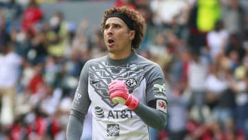 A Guillermo Ochoa le gustaría jugar en Estados Unidos