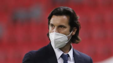 El entrenador del América ha hecho uso del futbolista de manera plurifuncional