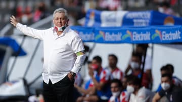 El entrenador sigue sin confiar en ambos futbolistas