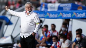 El entrenador del Rebaño habló sobre su futuro en el equipo tapatío