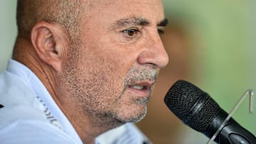 Sampaoli não 'recusa' contratações, mas reforça: “Devo seguir trabalhando com estes jogadores”.
