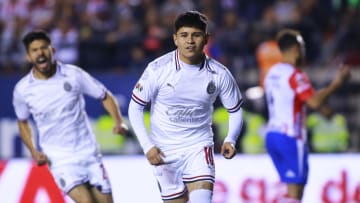 Chofis López encabeza la lista de futbolistas transferibles en Chivas
