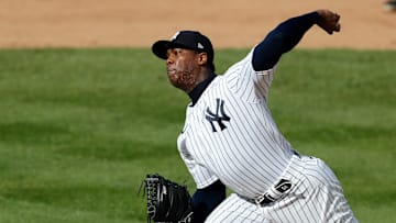 Los Yankees no perderán a Chapman lo que queda de esta temporada