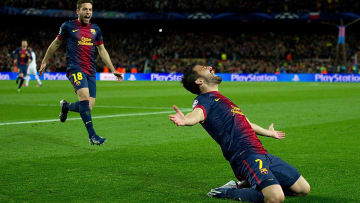 David Villa y Jordi Alba enfrentándose al Milan en la Champions