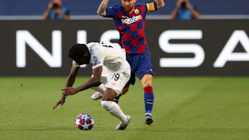 Gegen den FC Barcelona wurde deutlich, welche Defizite Alphonso Davies noch ausbügeln muss