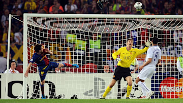 Il 2-0 di Messi con lo United