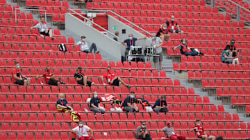Neben medizinischem und Vereins-Personal sollen demnächst auch wieder Fans ins Stadion