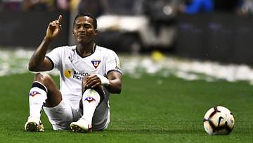 Sumiram? Veja 5 jogadores que perderam espaço nos últimos meses e agora estão à disposição do mercado. Sumiram? Veja 5 jogadores que perderam espaço nos últimos meses e agora estão à disposição do mercado.