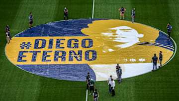 homenaje a Maradona