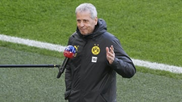 Lucien Favre sous ses anciennes couleurs du Borussia Dortmund. 