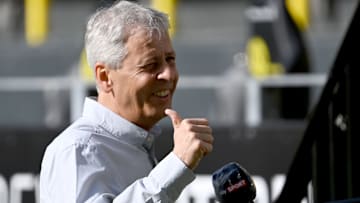 Lucien Favre soll auch in der kommenden Spielzeit als BVB-Trainer fungieren