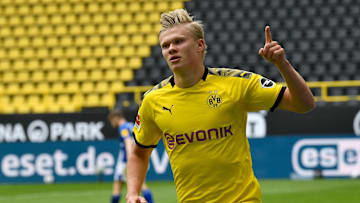 Borussia Dortmund v FC Schalke 04 - Bundesliga