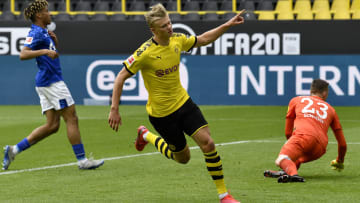 Borussia Dortmund v FC Schalke 04 - Bundesliga