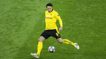 Mats Hummels wird mit Sicherheit noch ein oder zwei Jahre beim BVB bleiben.