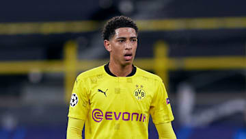 Borussia Dortmund v Sevilla FC  - UEFA Champions League Round Of 16 Leg Two
