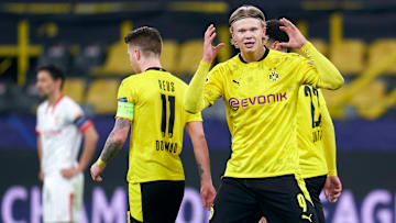 Haaland a inscrit un doublé face à Séville. 