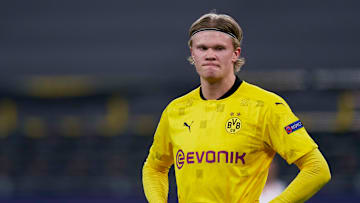 Borussia Dortmund v Sevilla FC  - UEFA Champions League Round Of 16 Leg Two