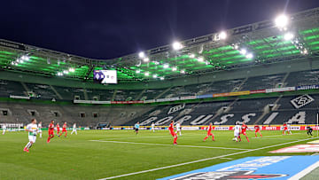 Vergangenen März noch einmalig, nun fast schon Gewohnheit: Leere Bundesligastadien