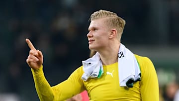 Borussia Moenchengladbach v Borussia Dortmund - Bundesliga
