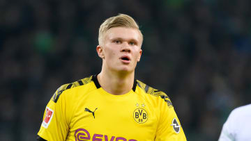 Borussia Moenchengladbach v Borussia Dortmund - Bundesliga