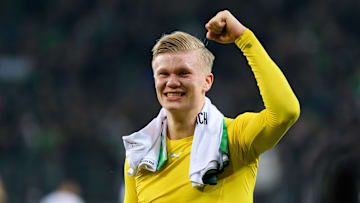 Borussia Moenchengladbach v Borussia Dortmund - Bundesliga