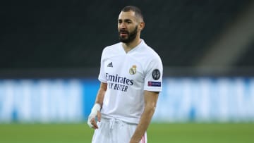 Borussia Moenchengladbach v Real Madrid: Group B - UEFA Champions League