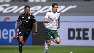 Borussia Moenchengladbach v VfB Stuttgart - Bundesliga
