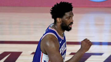 Embiid sería pretendido por los Houston Rockets en un interesante paquete de cambio