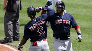 J.D. Martínez comenzó el 2021 con todo con los Medias Rojas 