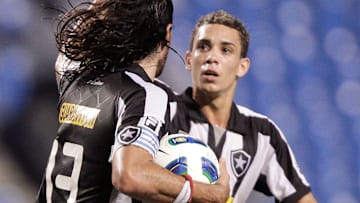 Botafogo v Avai - Brasil Cup 2011