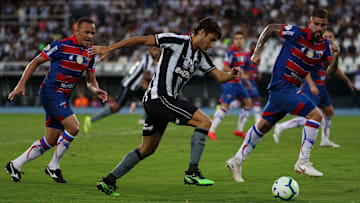 Autuori diz que Marcinho segue nos planos do clube, mesmo que atleta não siga no clube na próxima temporada.