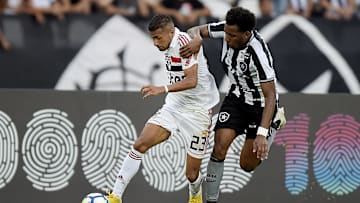 Botafogo v Sao Paulo - Brasileirao Series A 2018