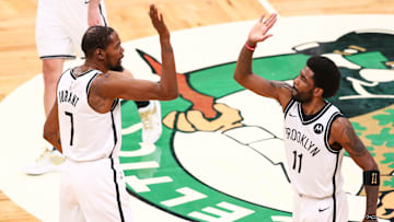 Durant e Irving brillaron en el cuarto partido