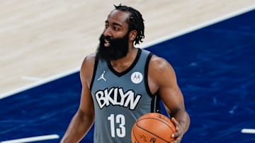 Harden salió lesionado del encuentro más reciente de los Nets