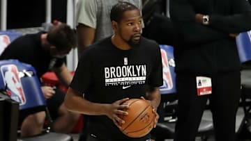 Kevin Durant será capitán a pesar de su lesión