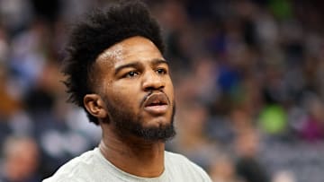 Jordan Bell había sido parte del acuerdo de 4 equipos que llevó a Covington a los Rockets