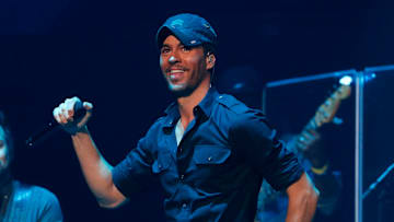 Enrique Iglesias es un exitoso cantante, compositor, productor discográfico y actor español
