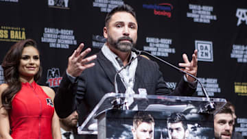 De La Hoya está intentando regresar al boxeo luego de 12 años de retirado